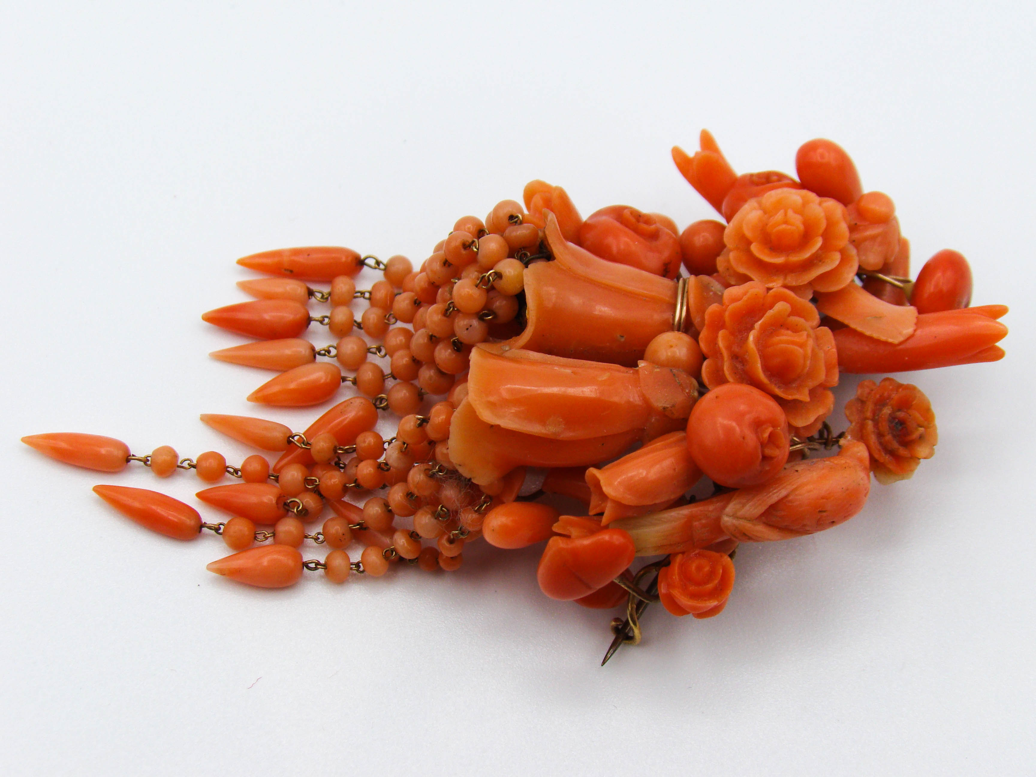 antique coral, natural coral, undyed coral, salmon coral, Italian coral, pacific coral, Sardinian Coral, sea coral, Mediterranean coral, Mediterranean brooch, Mediterranean salmon, handcarved coral, coral brooch, 14 karat gold, salmon brooch