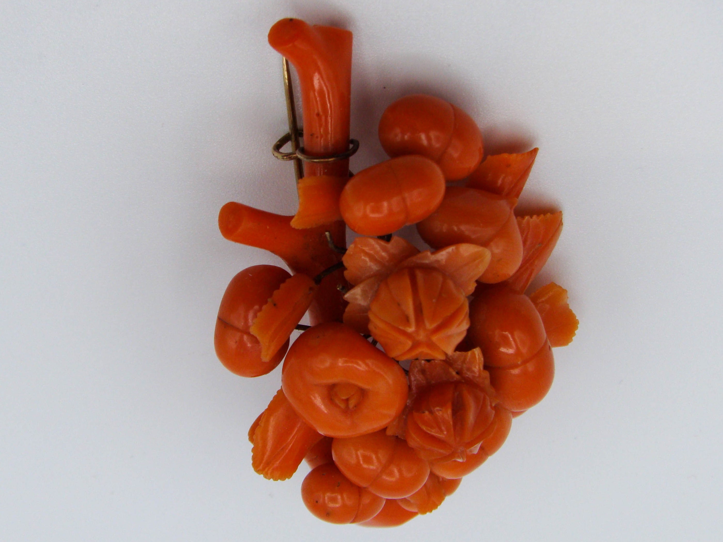antique coral, natural coral, undyed coral, dark orange coral, Italian coral, pacific coral, Sardinian Coral, sea coral, Mediterranean coral, Mediterranean brooch, Mediterranean orange, coral brooch, handcarved coral, 14 karat gold