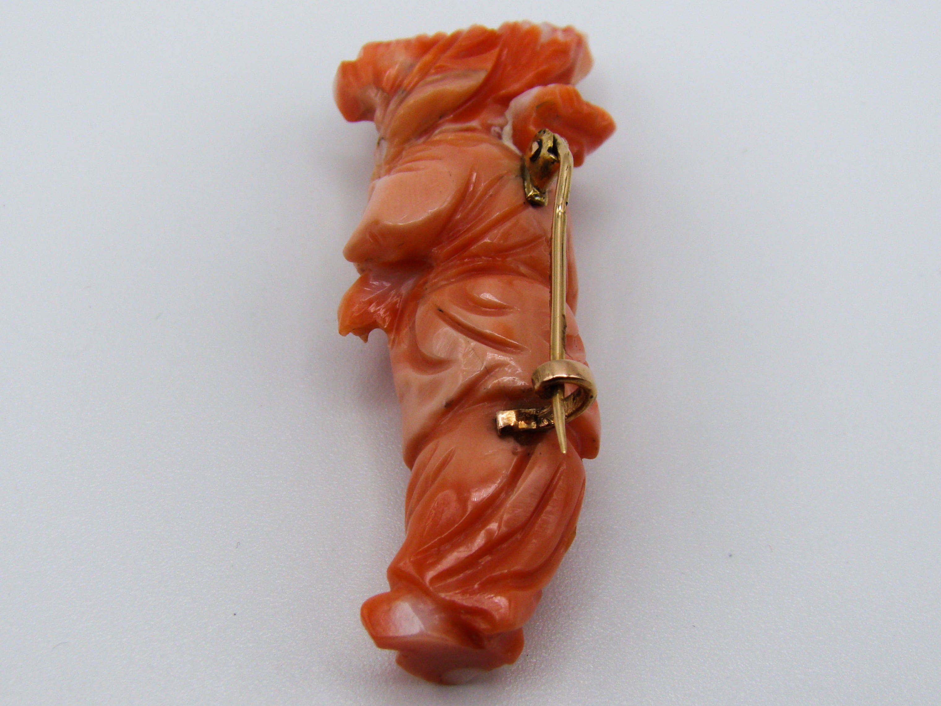 antique coral, natural coral, undyed coral, momo salmon coral, Italian coral, pacific coral, Sardinian Coral, sea coral, Mediterranean coral, Mediterranean brooch, coral brooch, Mediterranean momo coral, handcarved coral, momo coral, 14 karat Gold, salmon coral