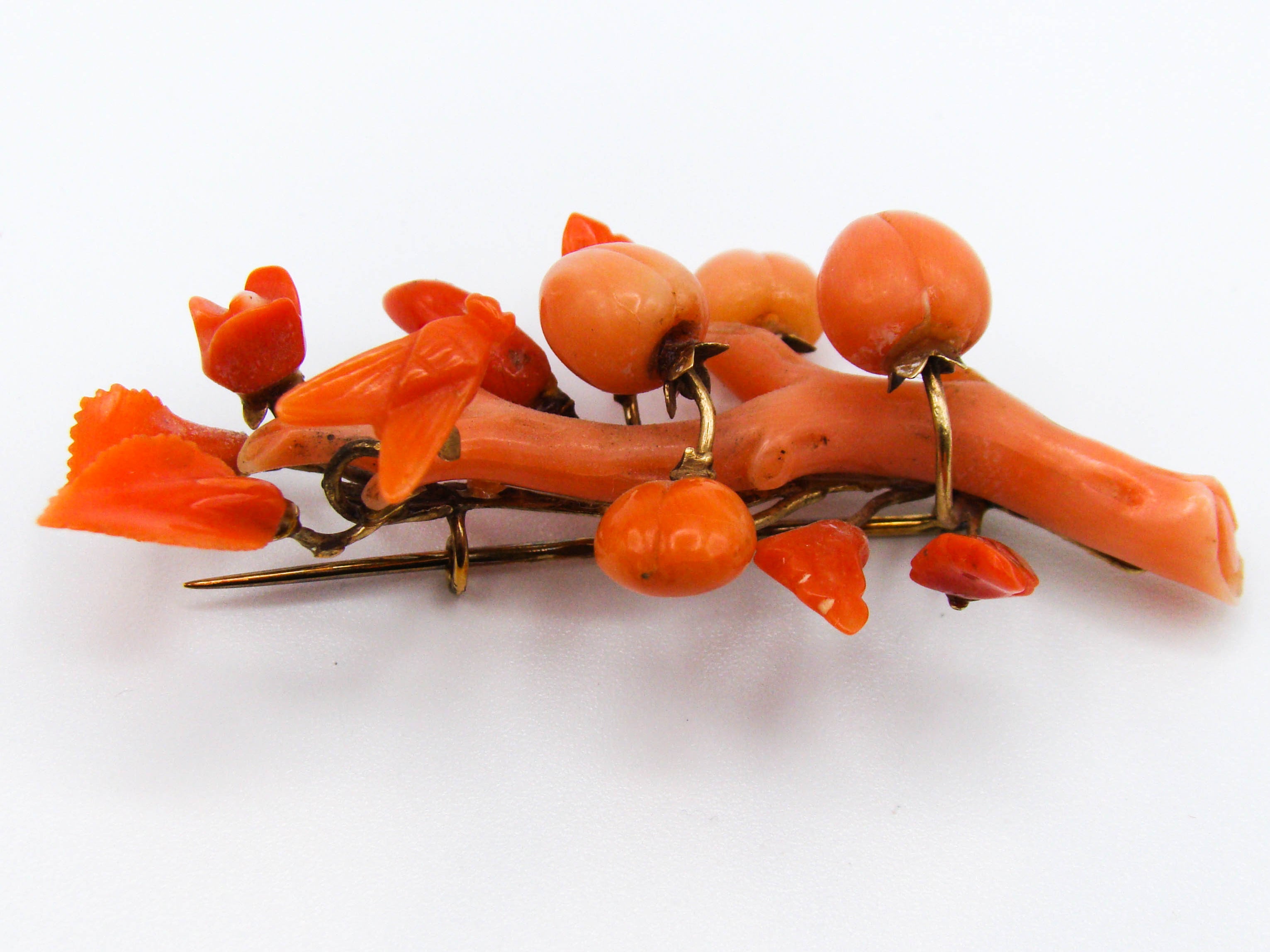 antique coral, natural coral, undyed coral, salmon coral, Italian coral, pacific coral, Sardinian Coral, sea coral, Mediterranean coral, Mediterranean brooch, Mediterranean salmon, handcarved coral, coral brooch, 14 karat gold, salmon brooch