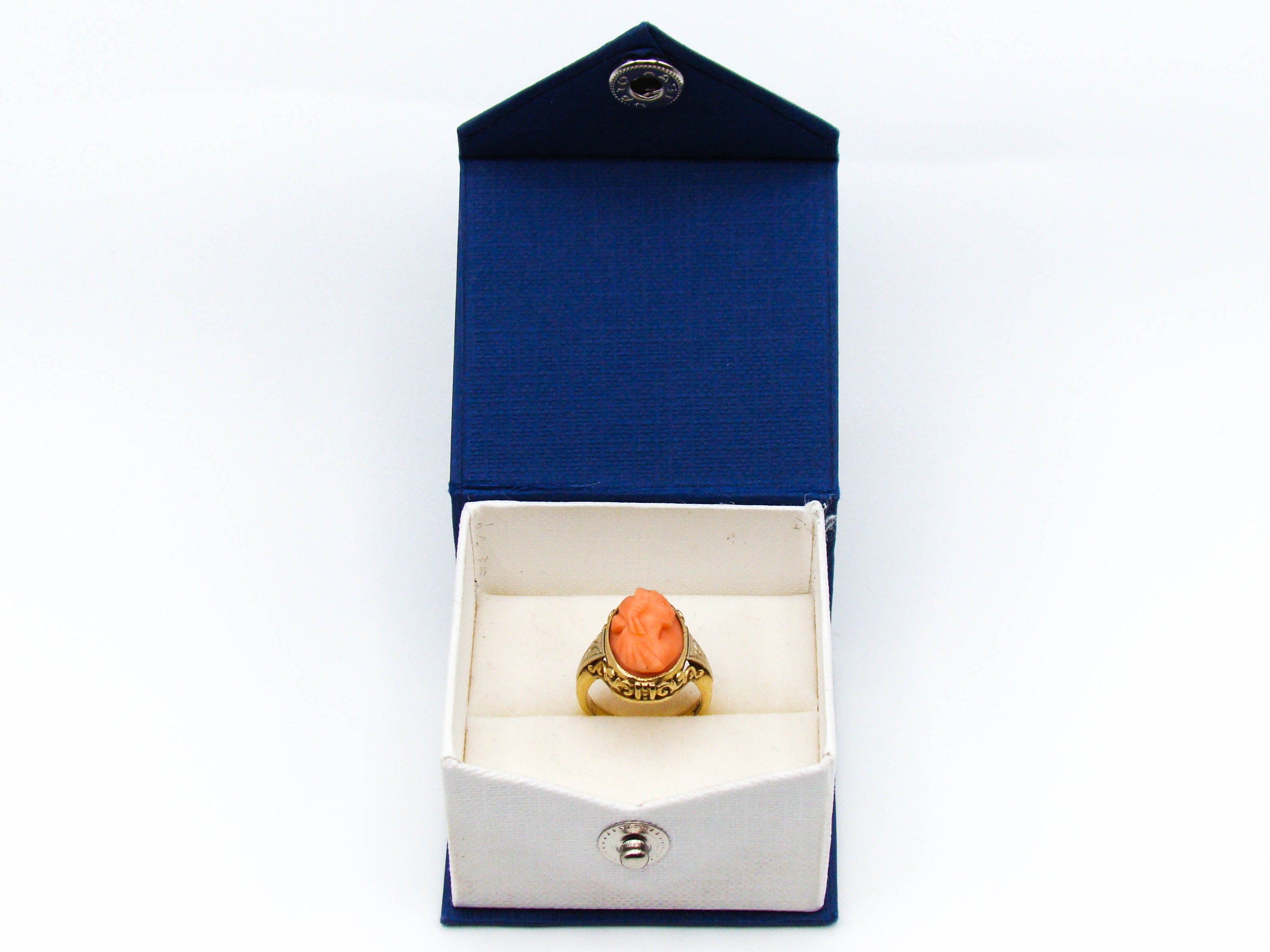 antique coral, natural coral, undyed coral, dark salmon coral, Italian coral, pacific coral, Sardinian Coral, sea coral, Mediterranean ring, Mediterranean coral, coral ring, handcarved coral, salmon ring, salmon cameo, 14 karat gold
