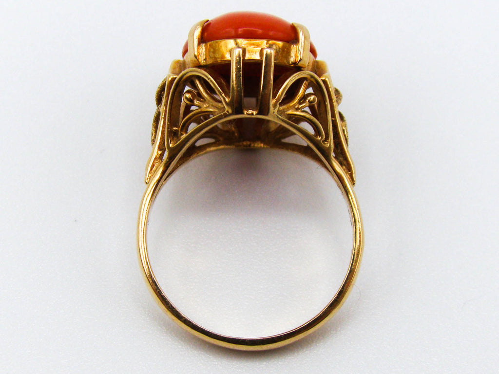 antique coral, natural coral, undyed coral, dark red coral, blood red coral, Italian coral, pacific coral, Sardinian Coral, sea coral, Mediterranean coral, Mediterranean red, Mediterranean ring, coral ring , 18 karat gold