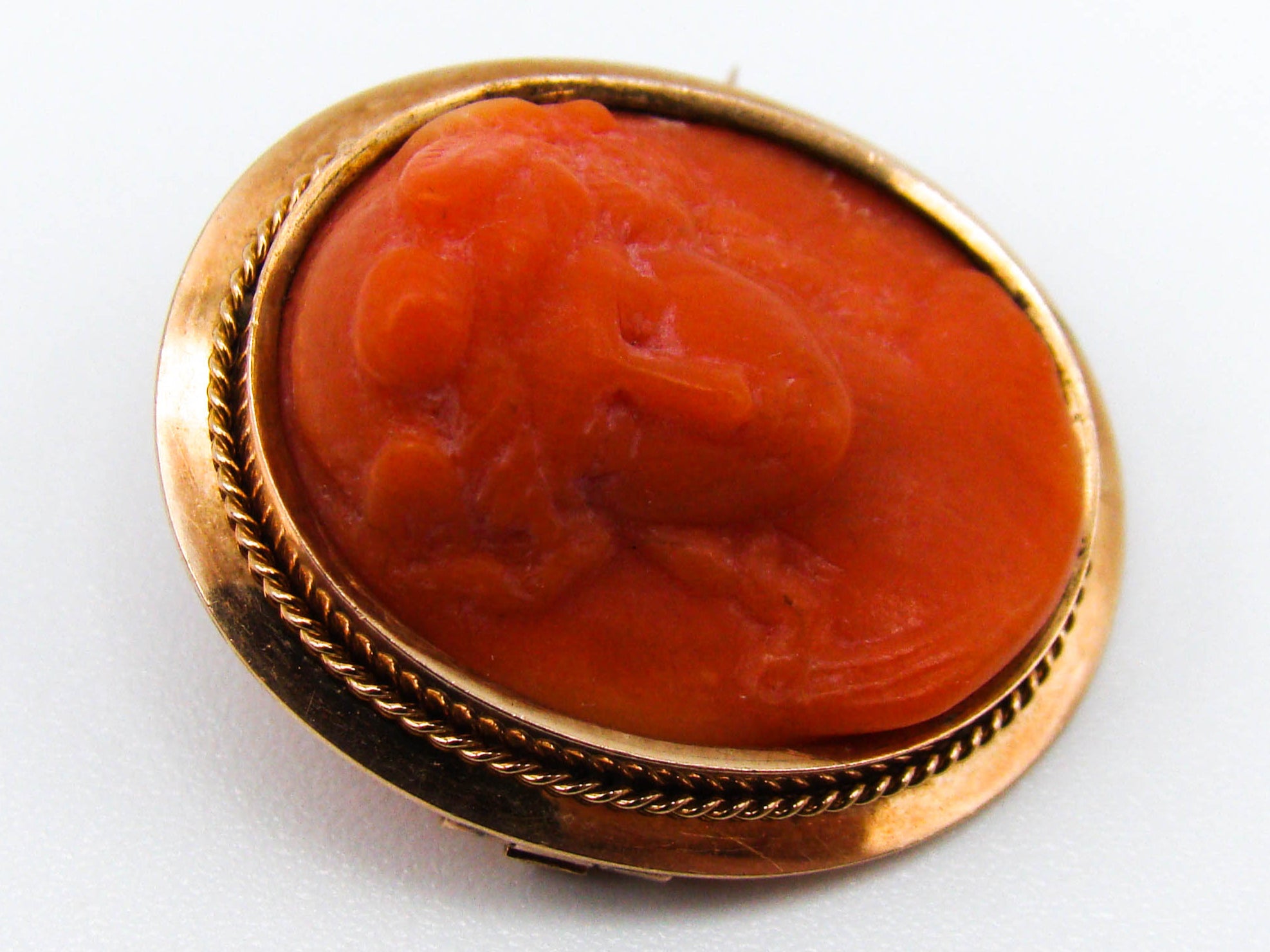 antique coral, natural coral, undyed coral, dark red coral, blood red coral, Italian coral, pacific coral, Sardinian Coral, sea coral, Mediterranean coral, Mediterranean red, Mediterranean brooch, coral brooch, 14 karat gold