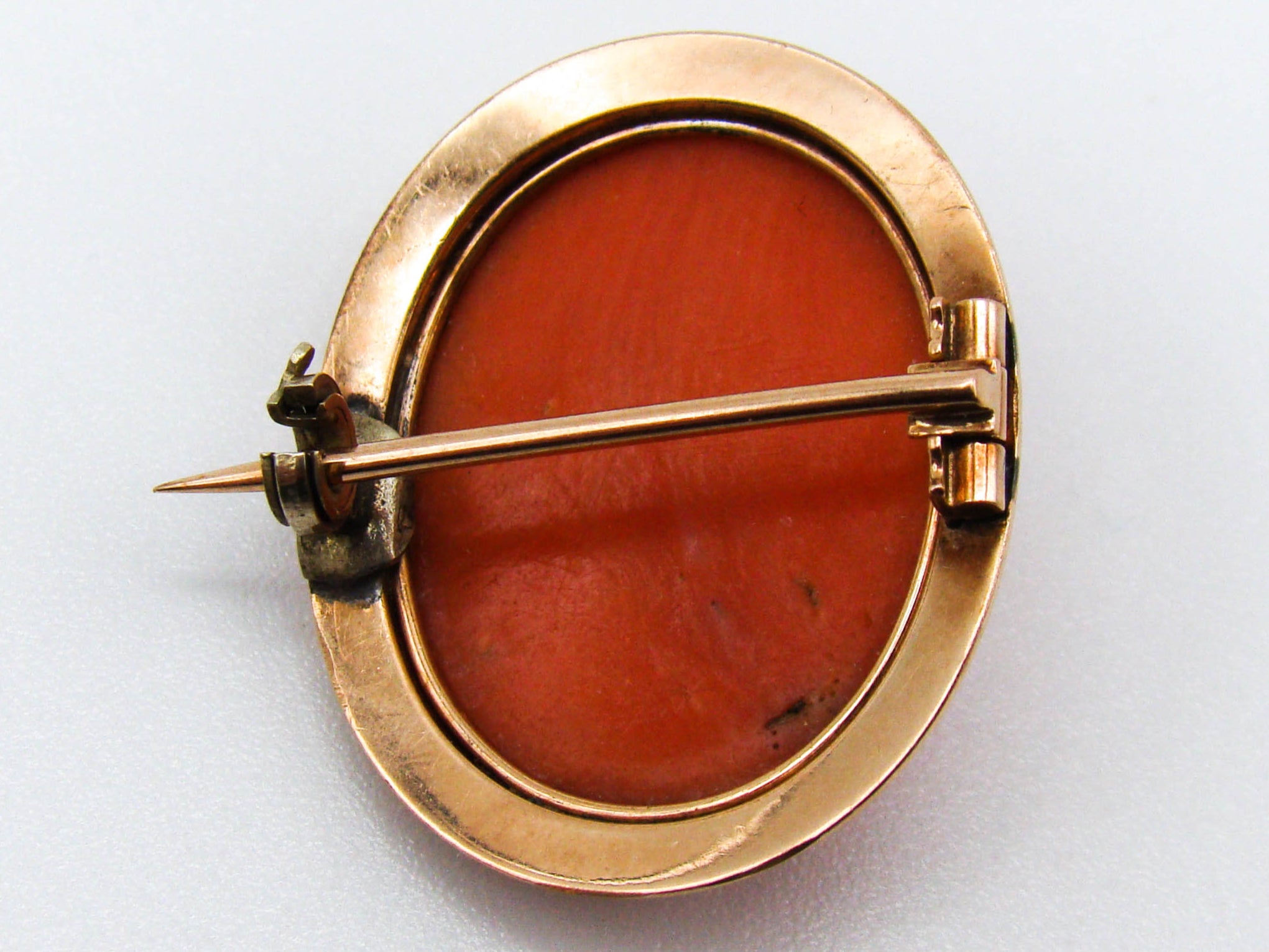 antique coral, natural coral, undyed coral, dark red coral, blood red coral, Italian coral, pacific coral, Sardinian Coral, sea coral, Mediterranean coral, Mediterranean red, Mediterranean brooch, coral brooch, 14 karat gold