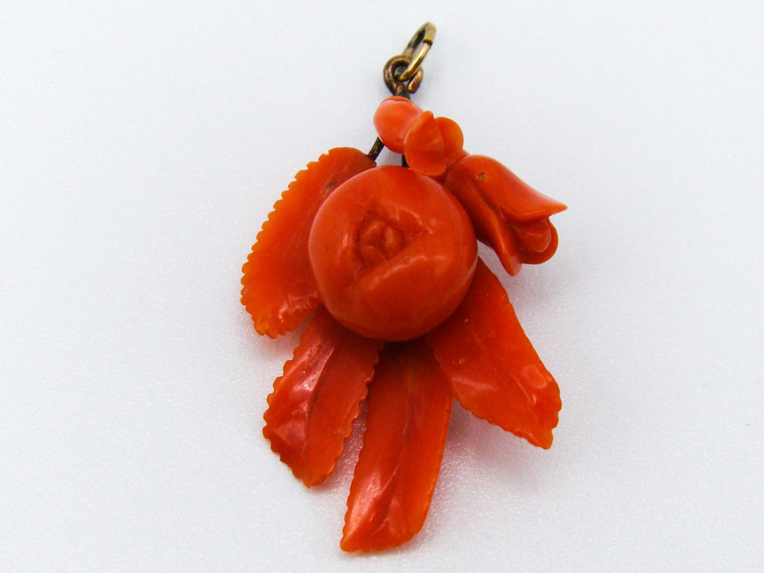 antique coral, natural coral, undyed coral, dark red coral, blood red coral, Italian coral, pacific coral, Sardinian Coral, sea coral, Mediterranean coral, Mediterranean red, Mediterranean pendant, coral pendant, 14 karat gold