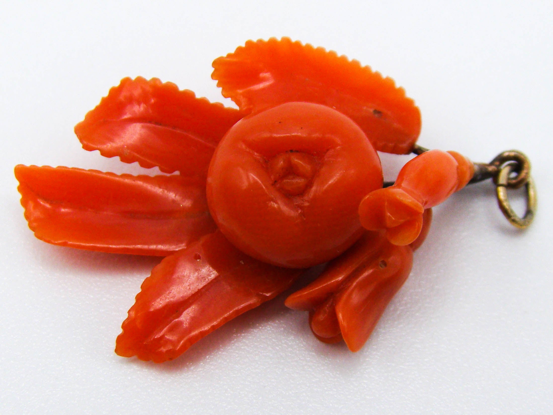 antique coral, natural coral, undyed coral, dark red coral, blood red coral, Italian coral, pacific coral, Sardinian Coral, sea coral, Mediterranean coral, Mediterranean red, Mediterranean pendant, coral pendant, 14 karat gold