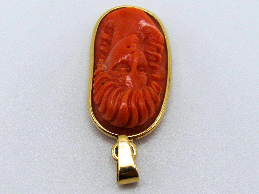 antique coral, natural coral, undyed coral, dark red coral, blood red coral, Italian coral, pacific coral, Sardinian Coral, sea coral, Mediterranean coral, Mediterranean red, Mediterranean pendant, coral pendant, 18 karat gold