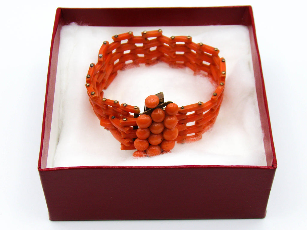 antique coral, natural coral, undyed coral, dark orange coral, Italian coral, pacific coral, Sardinian Coral, sea coral, Mediterranean coral, Mediterranean bracelet, Mediterranean orange, coral bracelet, handcarved coral, 9 karat gold