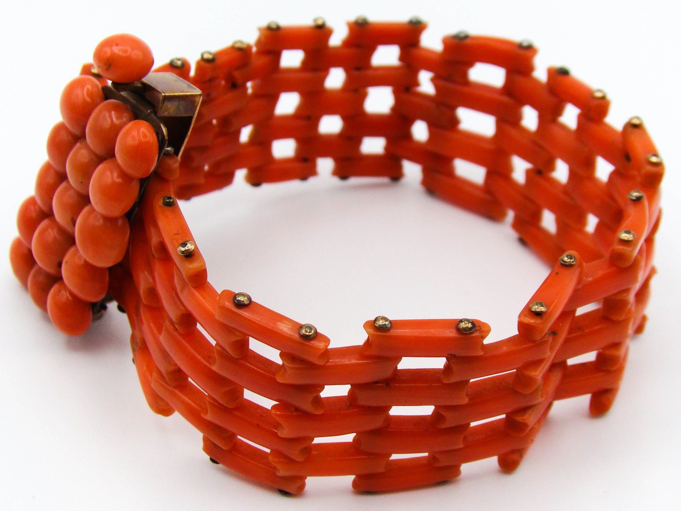 antique coral, natural coral, undyed coral, dark orange coral, Italian coral, pacific coral, Sardinian Coral, sea coral, Mediterranean coral, Mediterranean bracelet, Mediterranean orange, coral bracelet, handcarved coral, 9 karat gold