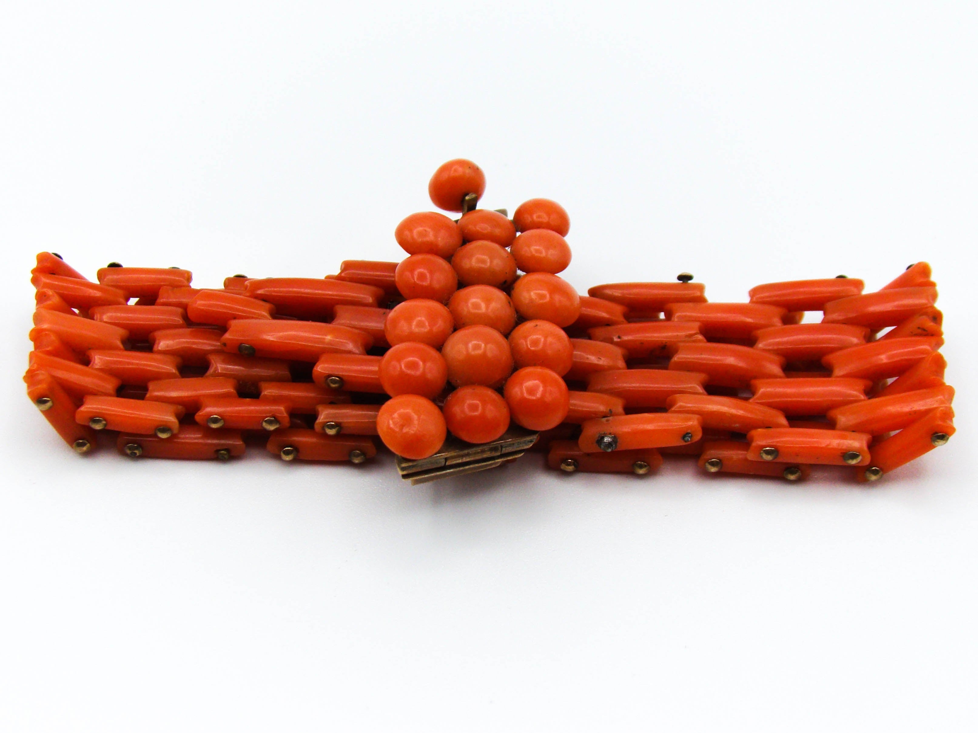 antique coral, natural coral, undyed coral, dark orange coral, Italian coral, pacific coral, Sardinian Coral, sea coral, Mediterranean coral, Mediterranean bracelet, Mediterranean orange, coral bracelet, handcarved coral, 9 karat gold