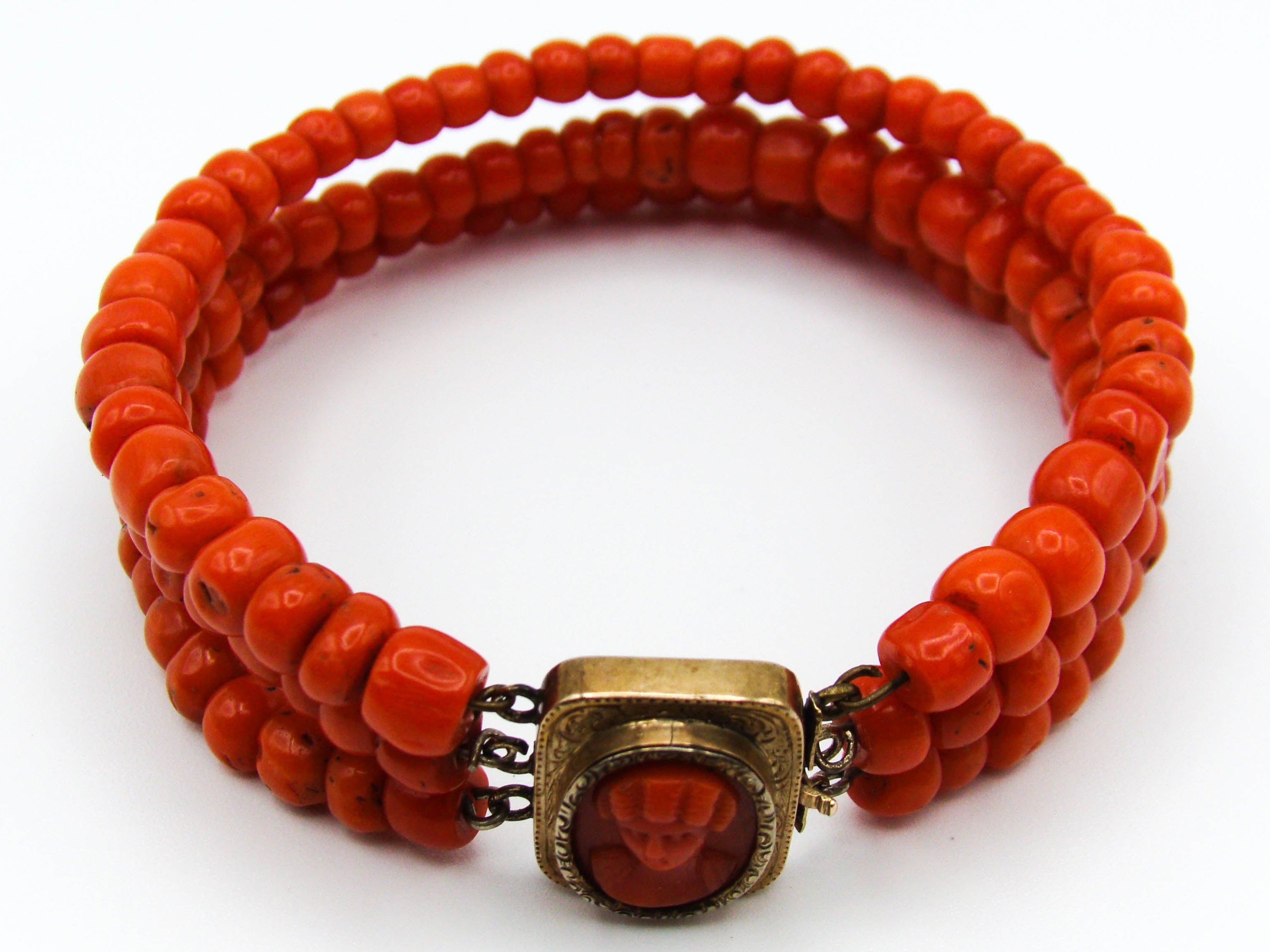 antique coral, natural coral, undyed coral, dark red coral, blood red coral, Italian coral, pacific coral, Sardinian Coral, red coral, sea coral, Mediterranean coral, Mediterranean bracelet, coral bracelet, handcarved, 9 karat gold