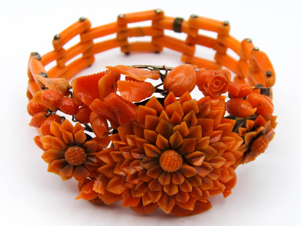 antique coral, natural coral, undyed coral, dark orange coral, Italian coral, pacific coral, Sardinian Coral, sea coral, Mediterranean coral, Mediterranean orange, handcarved coral, orange coral, 14 karat gold, coral necklace, coral pendant, coral earrings, coral bracelet, coral brooch, in original box
