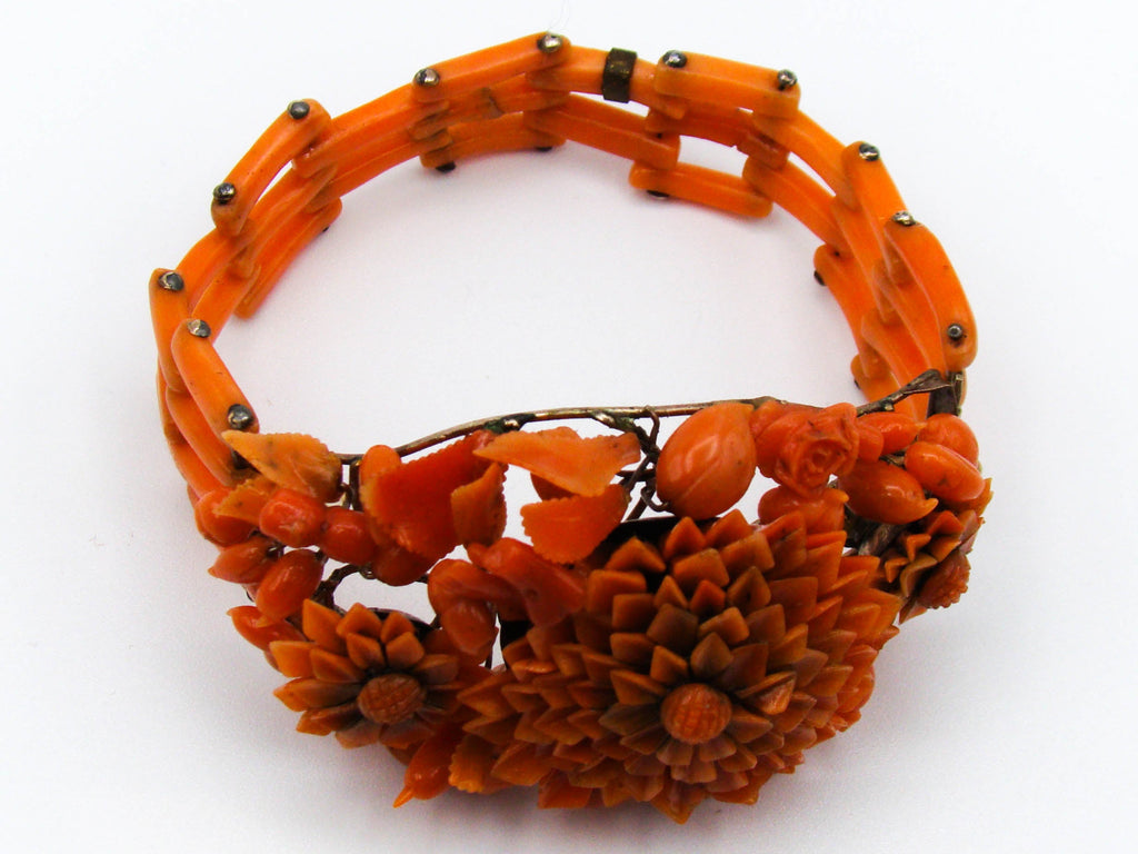 antique coral, natural coral, undyed coral, dark orange coral, Italian coral, pacific coral, Sardinian Coral, sea coral, Mediterranean coral, Mediterranean orange, handcarved coral, orange coral, 14 karat gold, coral necklace, coral pendant, coral earrings, coral bracelet, coral brooch, in original box