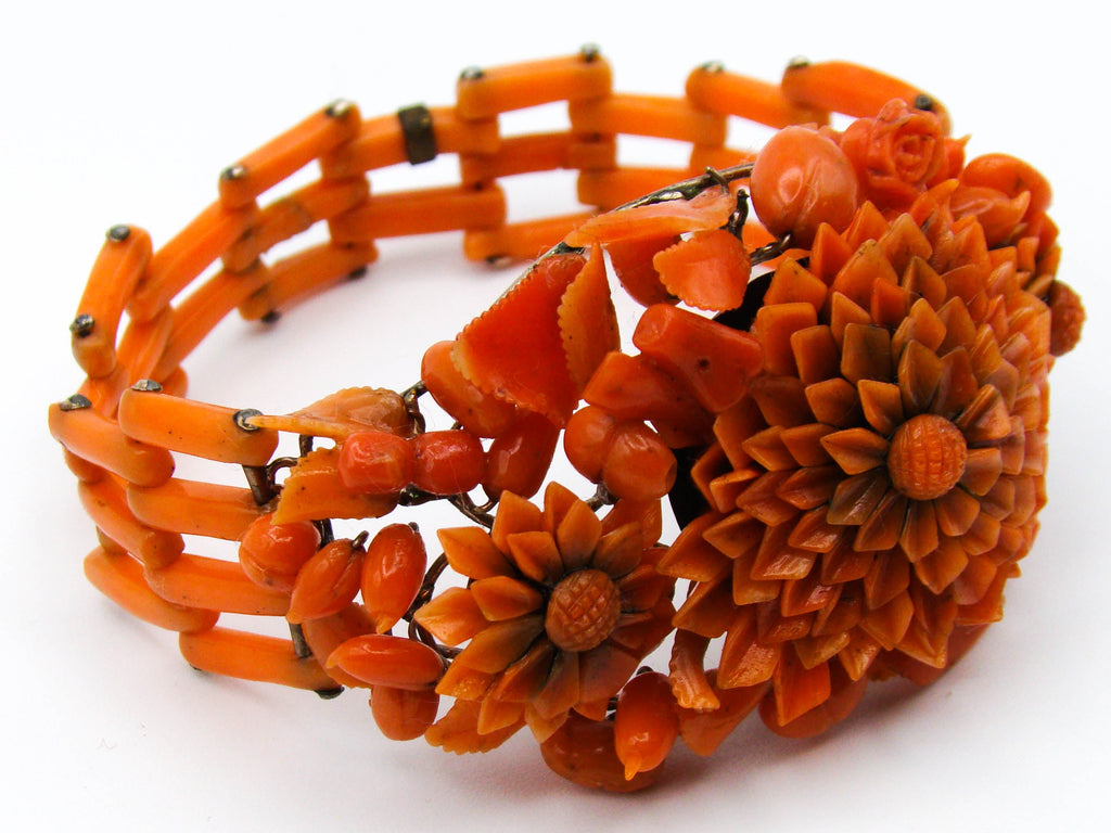 antique coral, natural coral, undyed coral, dark orange coral, Italian coral, pacific coral, Sardinian Coral, sea coral, Mediterranean coral, Mediterranean orange, handcarved coral, orange coral, 14 karat gold, coral necklace, coral pendant, coral earrings, coral bracelet, coral brooch, in original box