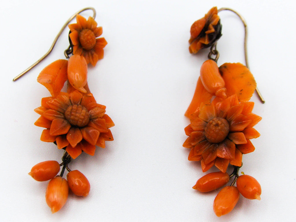 antique coral, natural coral, undyed coral, dark orange coral, Italian coral, pacific coral, Sardinian Coral, sea coral, Mediterranean coral, Mediterranean orange, handcarved coral, orange coral, 14 karat gold, coral necklace, coral pendant, coral earrings, coral bracelet, coral brooch, in original box