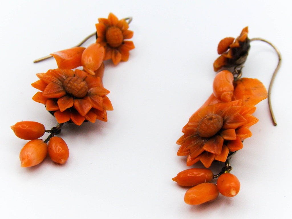 antique coral, natural coral, undyed coral, dark orange coral, Italian coral, pacific coral, Sardinian Coral, sea coral, Mediterranean coral, Mediterranean orange, handcarved coral, orange coral, 14 karat gold, coral necklace, coral pendant, coral earrings, coral bracelet, coral brooch, in original box
