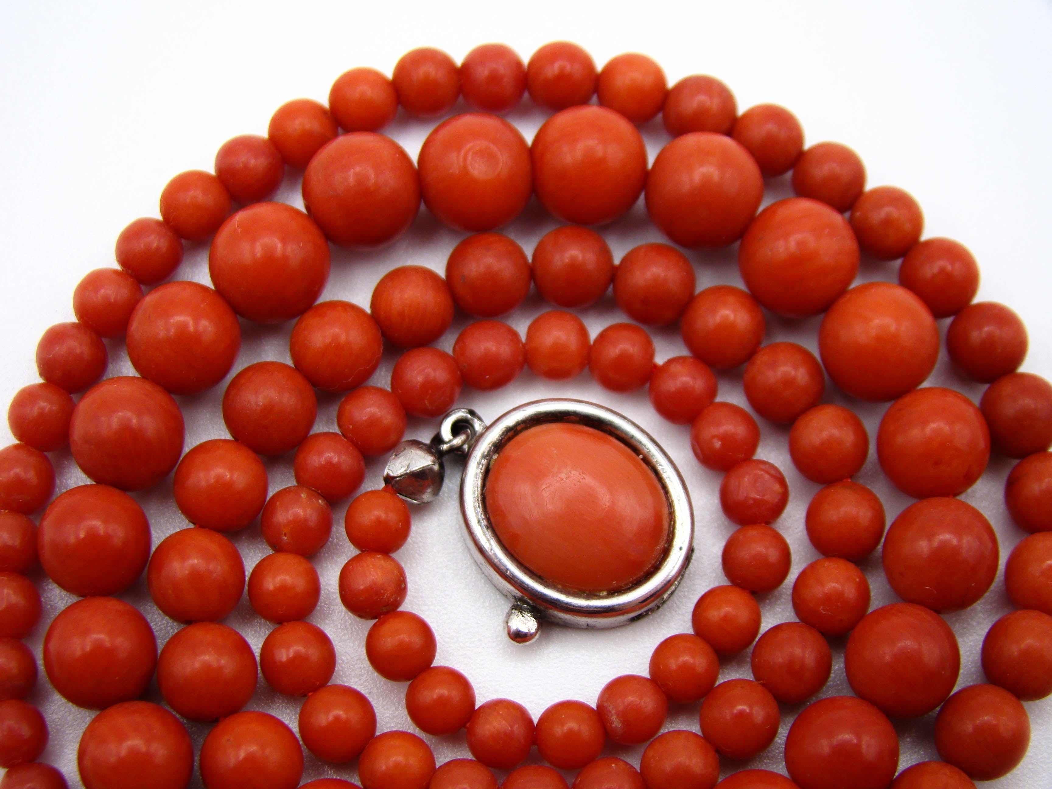 antique coral, natural coral, undyed coral, dark red coral, blood red coral, Italian coral, pacific coral, Sardinian Coral, Coral beads, Coral Rosary beads, Coral chain, Coral necklace, sea coral, aka coral, silver 925 clasp