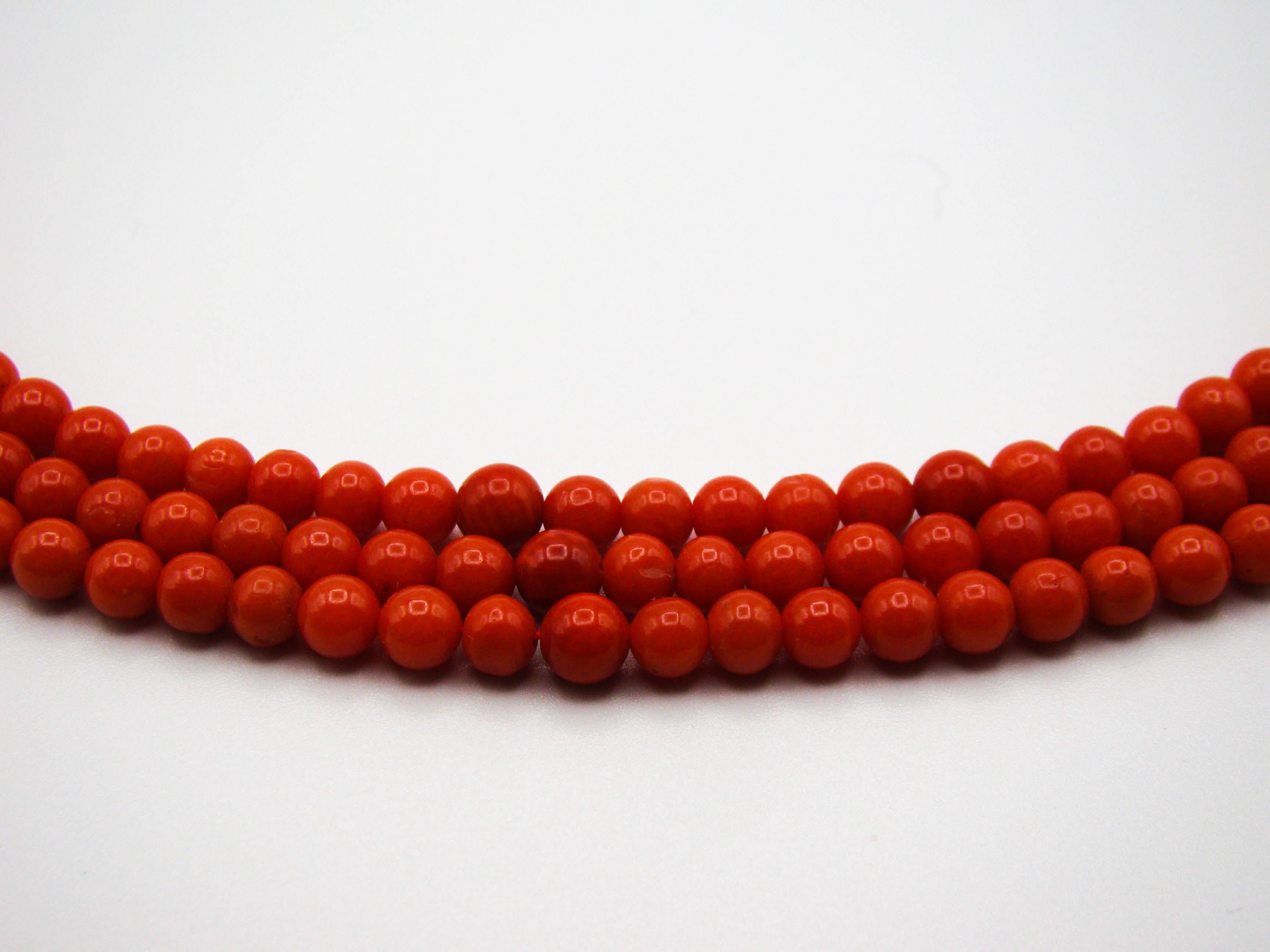 antique coral, natural coral, undyed coral, dark red coral, blood red coral, Italian coral, pacific coral, Sardinian Coral, Coral beads, Coral Rosary beads, Coral chain, Coral necklace, sea coral, aka coral, 2 strand chain
