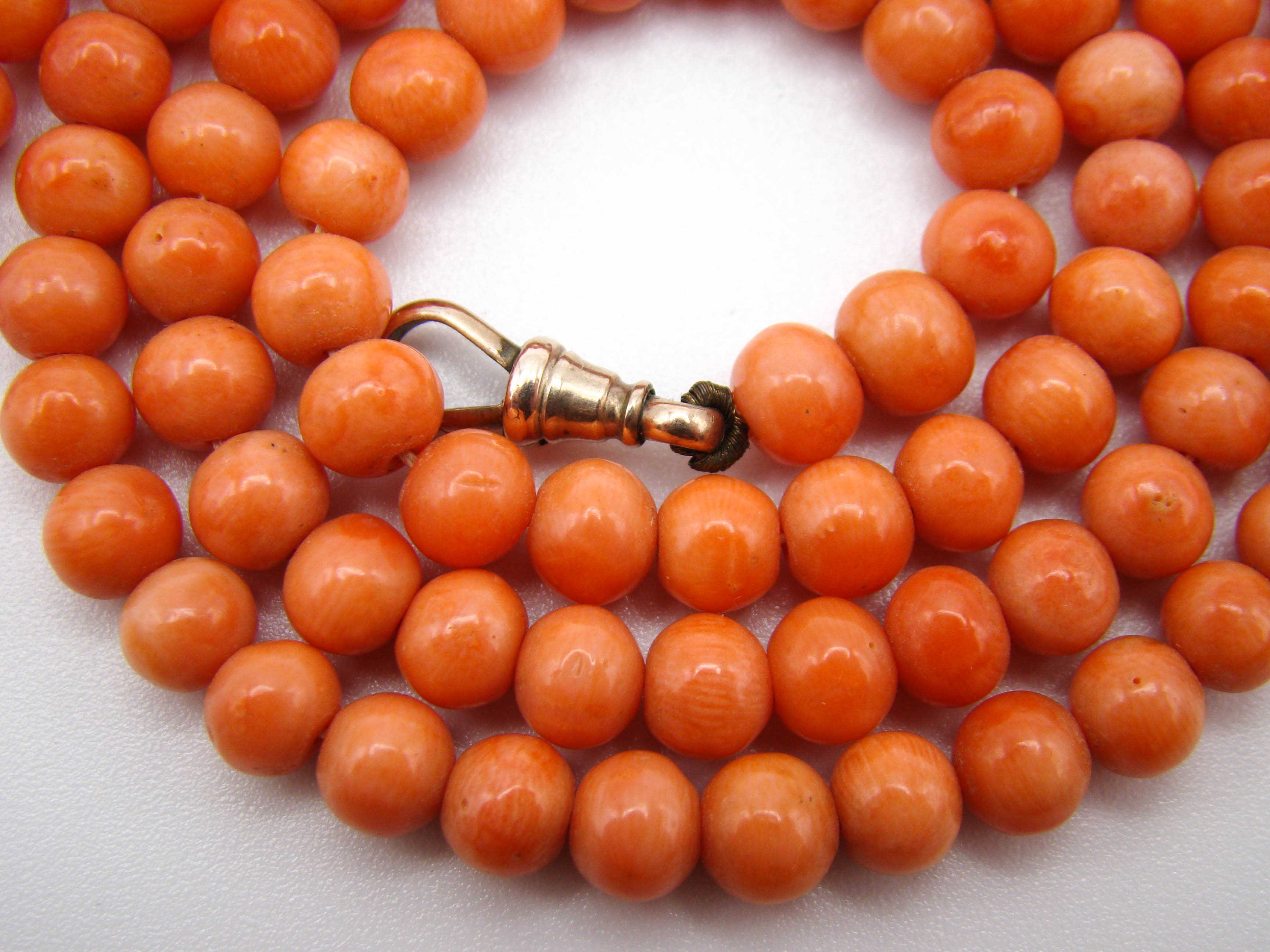 antique coral, natural coral, undyed coral, dark salmon coral, Italian coral, pacific coral, Sardinian Coral, sea coral, Mediterranean necklace, Mediterranean chain, coral necklace, handcarved coral, 9 karat gold