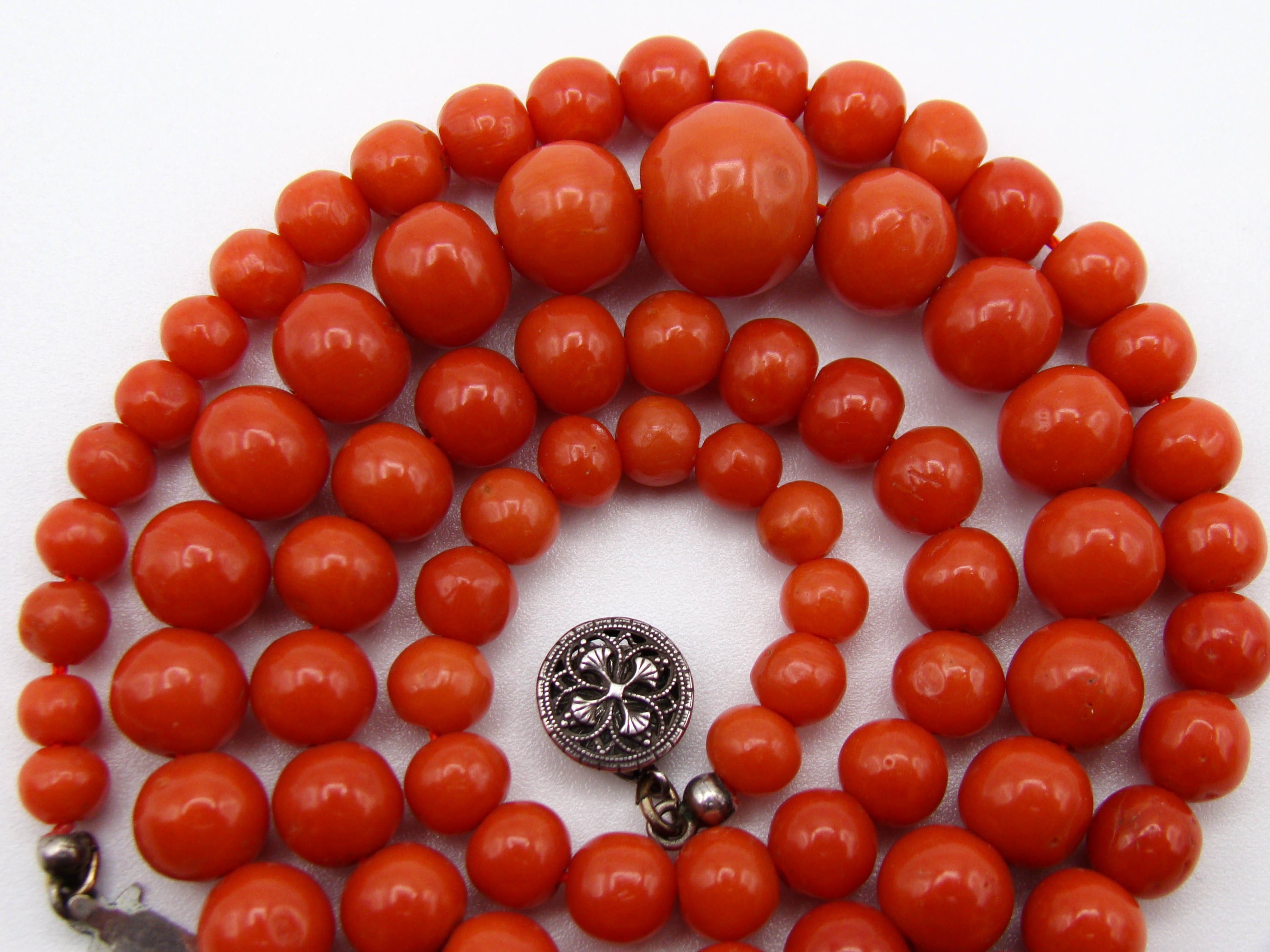 antique coral, natural coral, undyed coral, dark red coral, blood red coral, Italian coral, pacific coral, Sardinian Coral, Coral beads, Coral Rosary beads, Coral chain, Coral necklace, sea coral, aka coral, silver 925 clasp