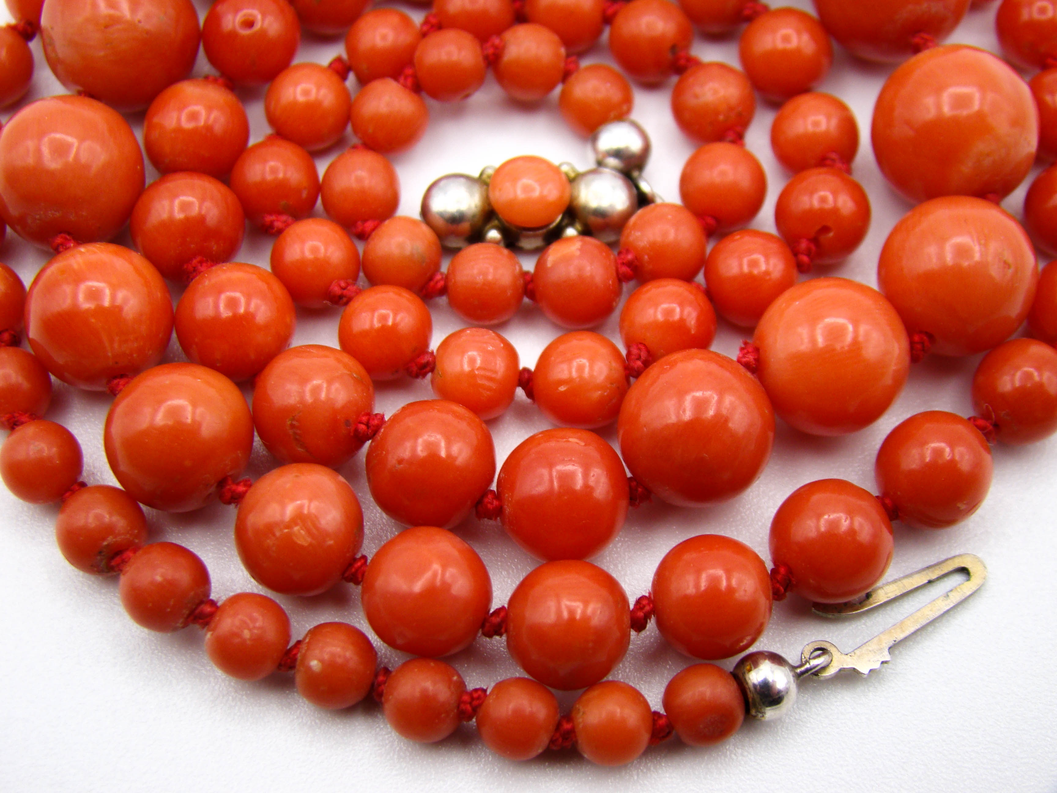 antique coral, natural coral, undyed coral, dark red coral, blood red coral, Italian coral, pacific coral, Sardinian Coral, red coral, sea coral, Mediterranean necklace, Mediterranean coral, Mediterranean chain coral beads, handcarved, aka red, silver 925 clasp, handcarved