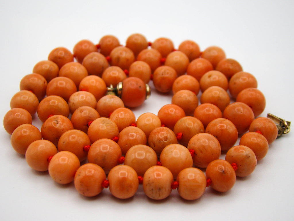 antique coral, natural coral, undyed coral, dark salmon coral, Italian coral, pacific coral, Sardinian Coral, sea coral, Mediterranean necklace, Mediterranean chain, coral necklace, handcarved coral, 9 karat gold