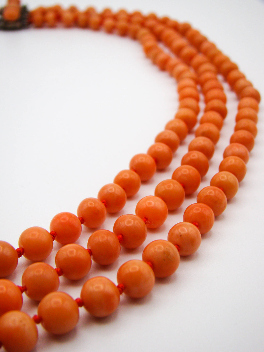 antique coral, natural coral, undyed coral, Italian coral, pacific coral, Sardinian Coral, Coral beads, Coral Rosary beads, Coral chain, Coral necklace, sea coral, Mediterranean coral, 3 strand chain, salmon beads, salmon Coral, 9 karat gold clasp