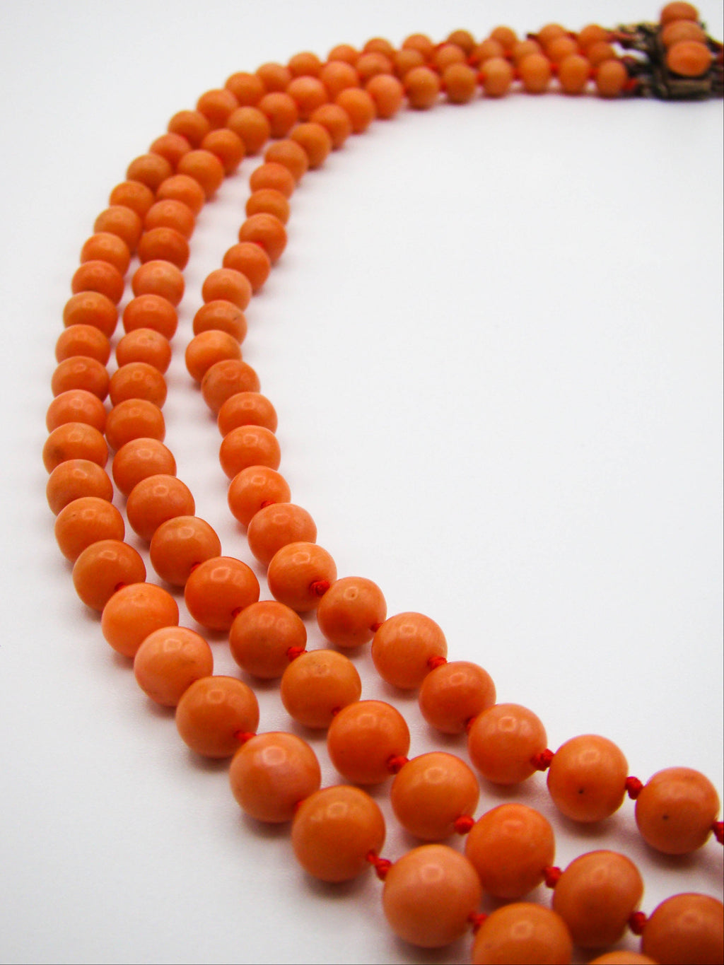antique coral, natural coral, undyed coral, Italian coral, pacific coral, Sardinian Coral, Coral beads, Coral Rosary beads, Coral chain, Coral necklace, sea coral, Mediterranean coral, 3 strand chain, salmon beads, salmon Coral, 9 karat gold clasp