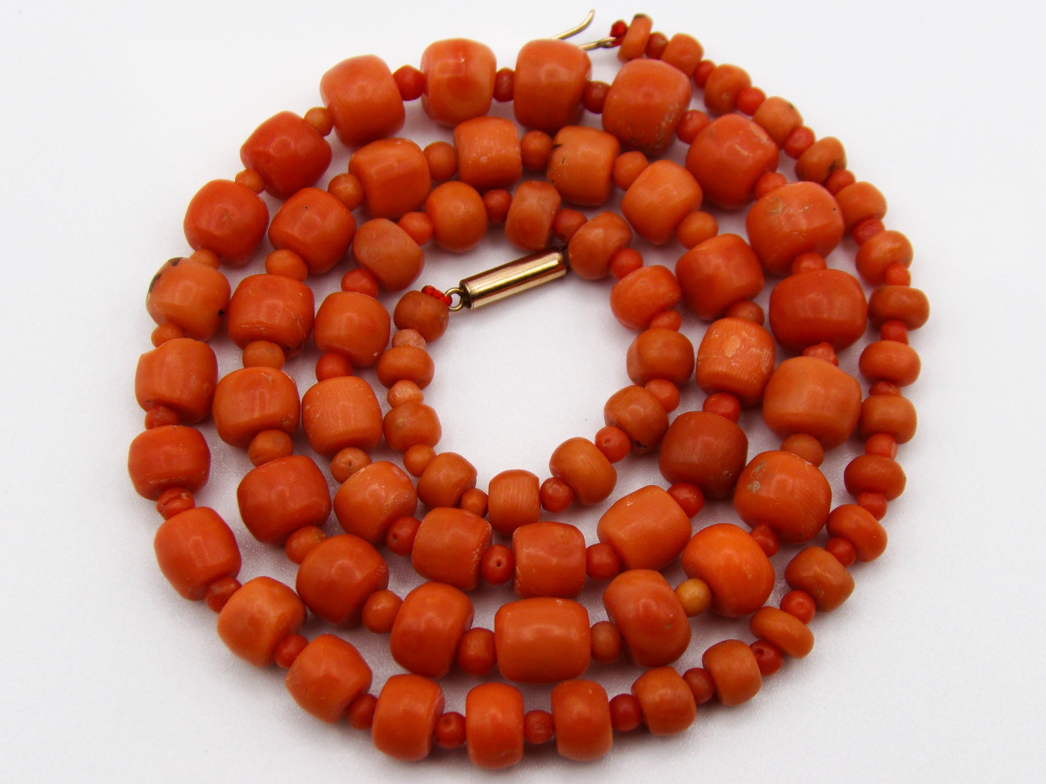 antique coral, natural coral, undyed coral, dark orange coral, Italian coral, pacific coral, Sardinian Coral, sea coral, Mediterranean coral, Mediterranean necklace, Mediterranean chain, coral necklace, handcarved coral, 9 karat gold clasp