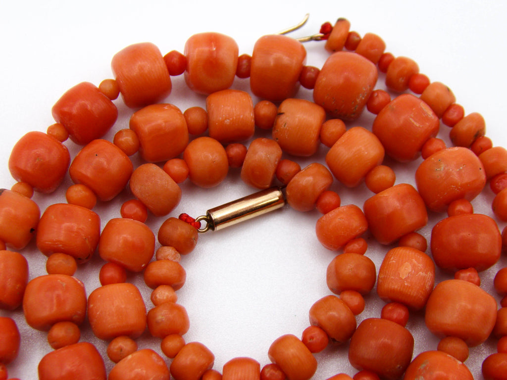 antique coral, natural coral, undyed coral, dark orange coral, Italian coral, pacific coral, Sardinian Coral, sea coral, Mediterranean coral, Mediterranean necklace, Mediterranean chain, coral necklace, handcarved coral, 9 karat gold clasp