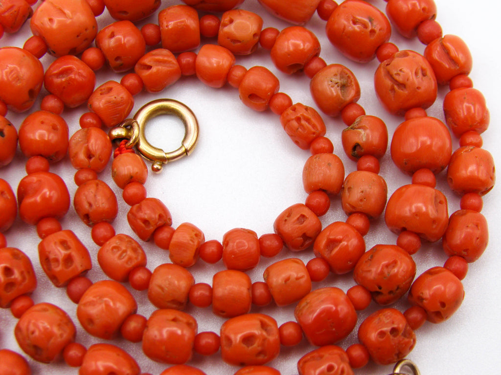 antique coral, natural coral, undyed coral, dark salmon coral, Italian coral, pacific coral, Sardinian Coral, sea coral, Mediterranean necklace, Mediterranean chain, coral necklace, handcarved coral, 18 karat gold clasp