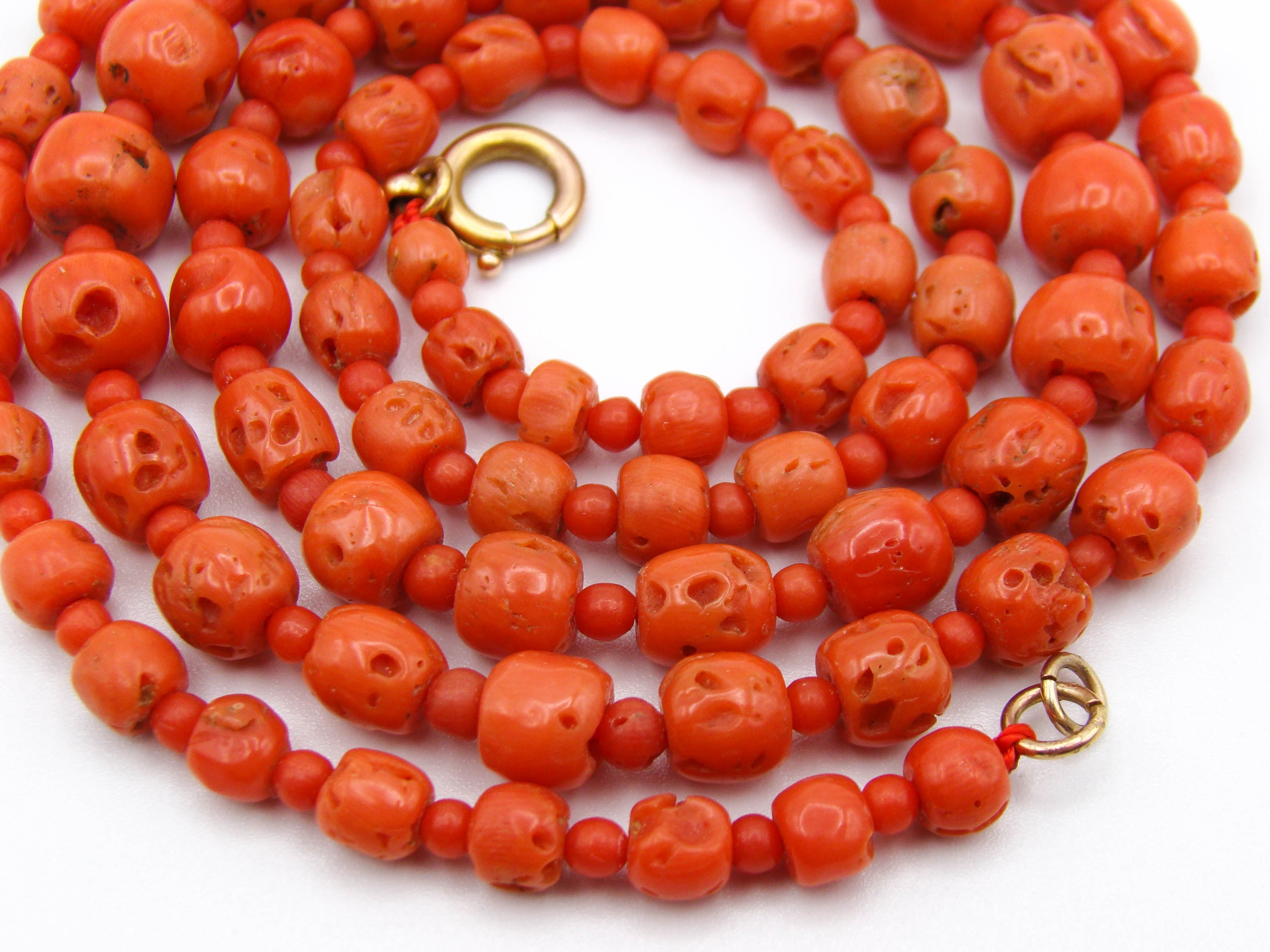antique coral, natural coral, undyed coral, dark salmon coral, Italian coral, pacific coral, Sardinian Coral, sea coral, Mediterranean necklace, Mediterranean chain, coral necklace, handcarved coral, 18 karat gold clasp
