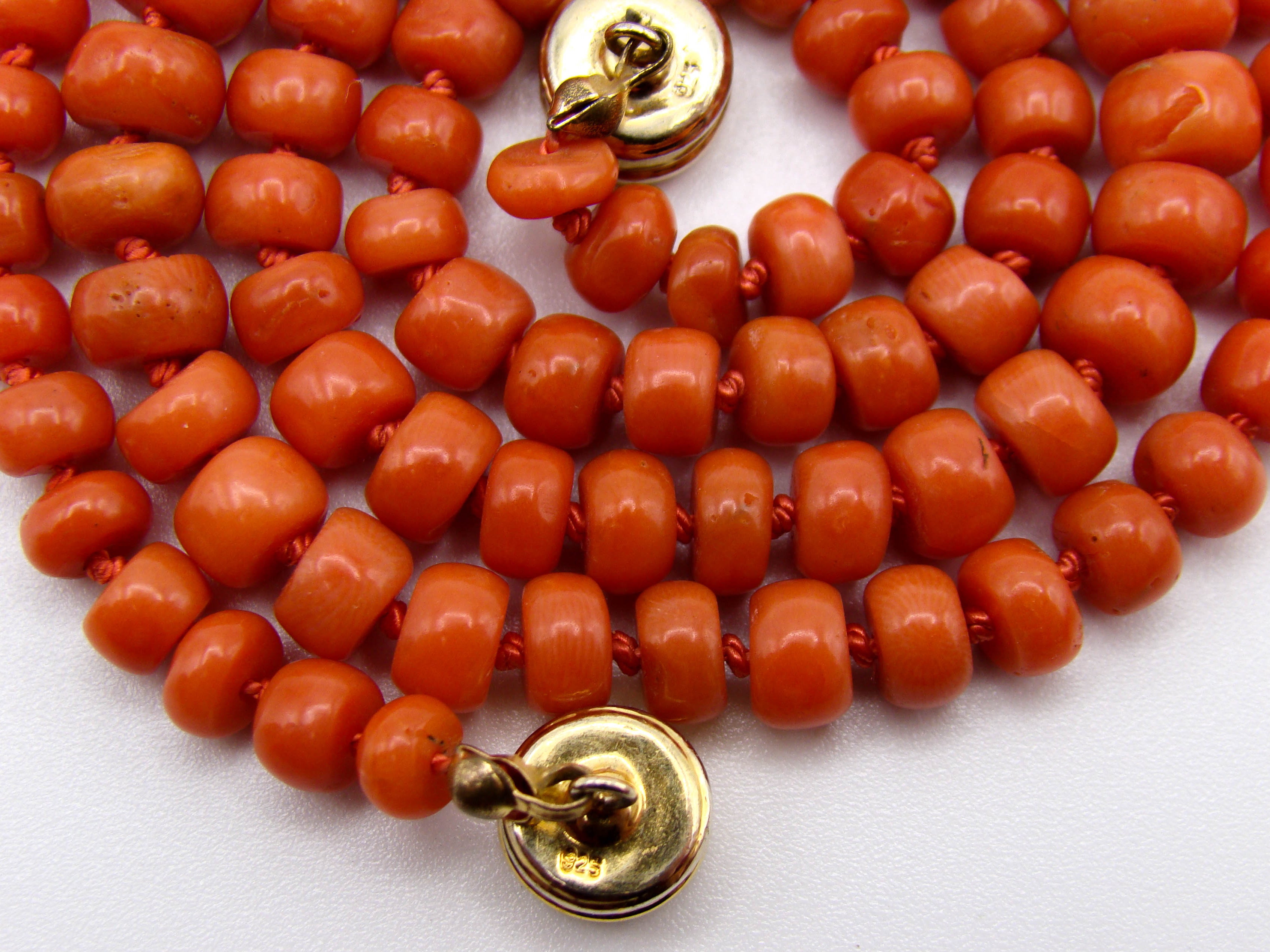 antique coral, natural coral, undyed coral, dark orange coral, Italian coral, pacific coral, Sardinian Coral, sea coral, Mediterranean coral, Mediterranean necklace, Mediterranean chain, coral necklace, handcarved coral