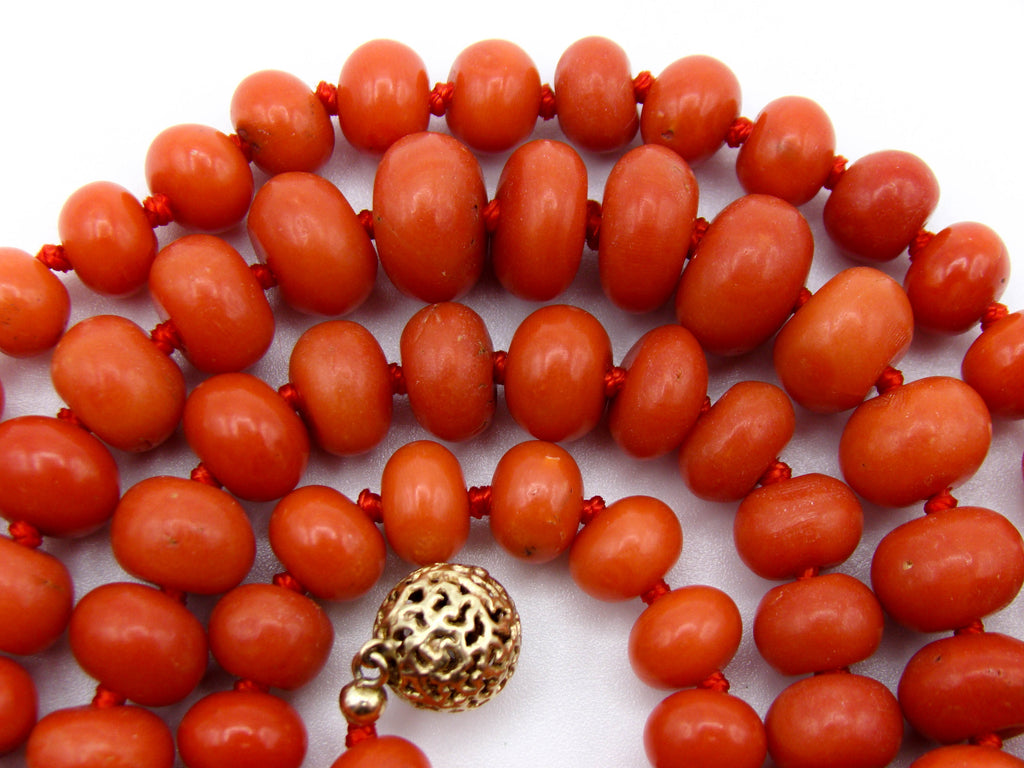 antique coral, natural coral, undyed coral, dark red coral, blood red coral, Italian coral, pacific coral, Sardinian Coral, sea coral, Mediterranean coral, Mediterranean red, Mediterranean chain, Mediterranean necklace, coral chain, coral necklace, 14 karat gold clasp