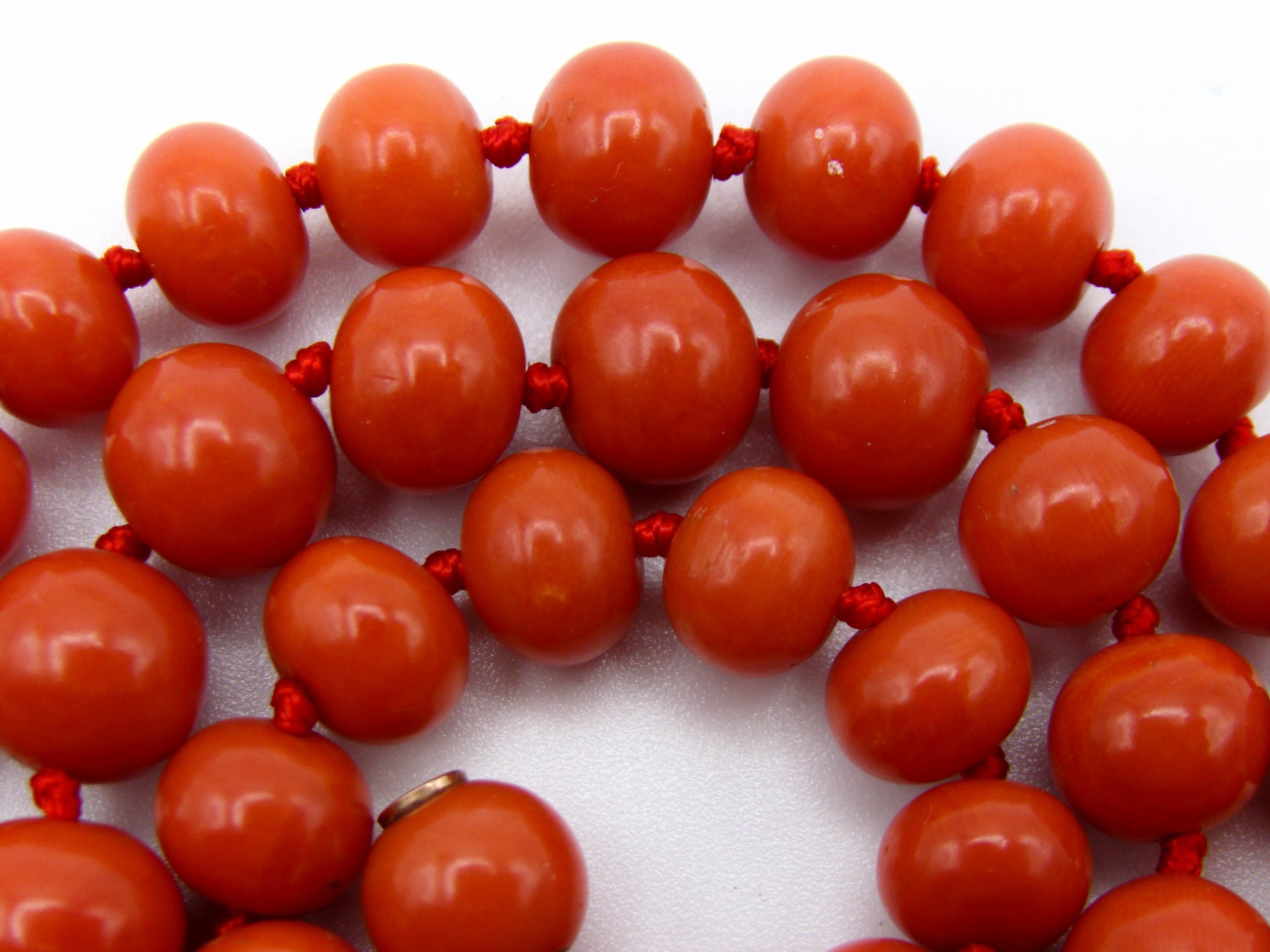 antique coral, natural coral, undyed coral, dark red coral, blood red coral, Italian coral, pacific coral, Sardinian Coral, sea coral, Mediterranean coral, Mediterranean necklace, Mediterranean chain, coral necklace, handcarved coral, 9 karat gold clasp, Mediterranean red