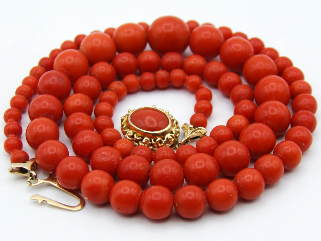 antique coral, natural coral, undyed coral, dark red coral, blood red coral, Italian coral, pacific coral, Sardinian Coral, sea coral, Mediterranean coral, Mediterranean red, Mediterranean chain, Mediterranean necklace, coral chain, coral necklace, 14 karat gold clasp