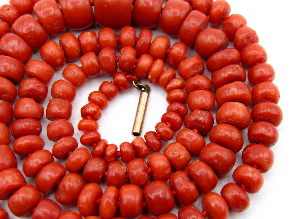 antique coral, natural coral, undyed coral, dark red coral, blood red coral, Italian coral, pacific coral, Sardinian Coral, Coral beads, Coral Rosary beads, Coral chain, Coral necklace, sea coral, aka coral, 9 karat gold clasp