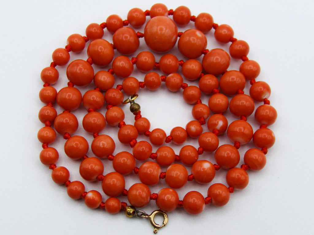 antique coral, natural coral, undyed coral, dark momo orange coral, Italian coral, pacific coral, Sardinian Coral, sea coral, momo coral, Mediterranean chain, Mediterranean necklace, 14 karat gold clasp, momo coral