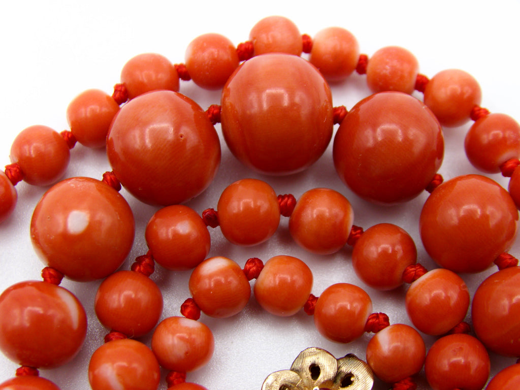 antique coral, natural coral, undyed coral, momo red coral, Italian coral, pacific coral, Sardinian Coral, sea coral, Mediterranean coral, Mediterranean necklace, Mediterranean chain, Mediterranean momo coral, handcarved coral, momo coral, coral necklace, 14 karat Gold clasp, Rubin