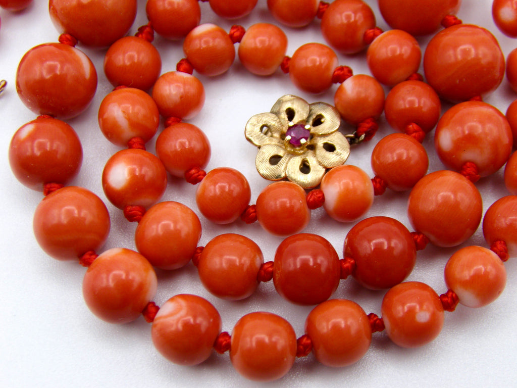 antique coral, natural coral, undyed coral, momo red coral, Italian coral, pacific coral, Sardinian Coral, sea coral, Mediterranean coral, Mediterranean necklace, Mediterranean chain, Mediterranean momo coral, handcarved coral, momo coral, coral necklace, 14 karat Gold clasp, Rubin