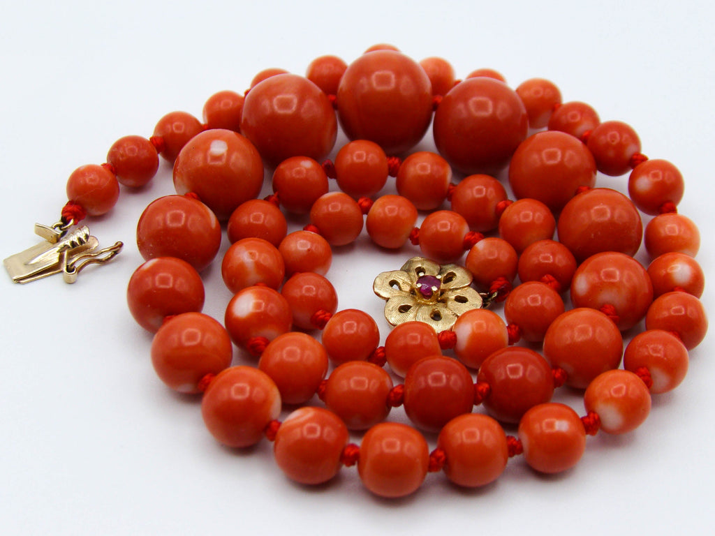 antique coral, natural coral, undyed coral, momo red coral, Italian coral, pacific coral, Sardinian Coral, sea coral, Mediterranean coral, Mediterranean necklace, Mediterranean chain, Mediterranean momo coral, handcarved coral, momo coral, coral necklace, 14 karat Gold clasp, Rubin