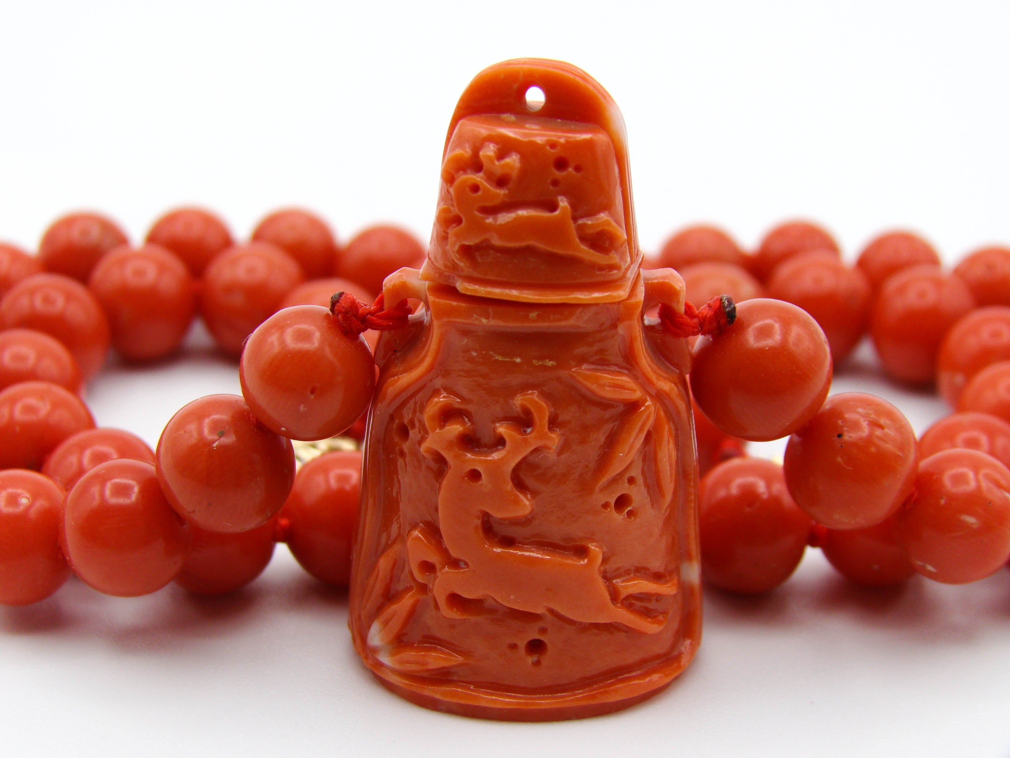 antique coral, natural coral, undyed coral, dark red coral, blood red coral, Italian coral, pacific coral, Sardinian Coral, sea coral, Mediterranean coral, Mediterranean red, Mediterranean chain, Mediterranean necklace, coral chain, coral necklace, 14 karat gold clasp, coral pendant, Meditrerranean pendant, Momo pendant