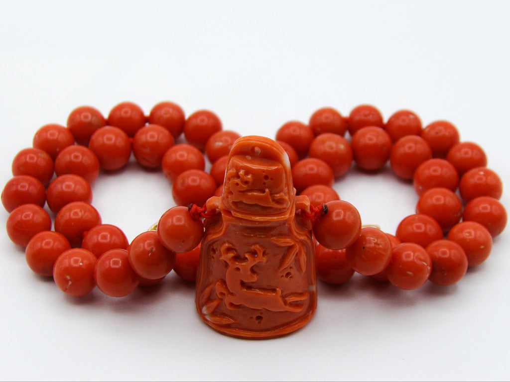 antique coral, natural coral, undyed coral, dark red coral, blood red coral, Italian coral, pacific coral, Sardinian Coral, sea coral, Mediterranean coral, Mediterranean red, Mediterranean chain, Mediterranean necklace, coral chain, coral necklace, 14 karat gold clasp, coral pendant, Meditrerranean pendant, Momo pendant