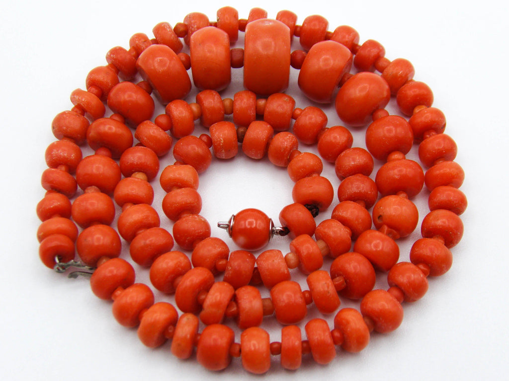 antique coral, natural coral, undyed coral, dark red coral, blood red coral, Italian coral, pacific coral, Sardinian Coral, sea coral, Mediterranean coral, Mediterranean red, Mediterranean chain, Mediterranean necklace, coral chain, coral necklace, silver 925 clasp