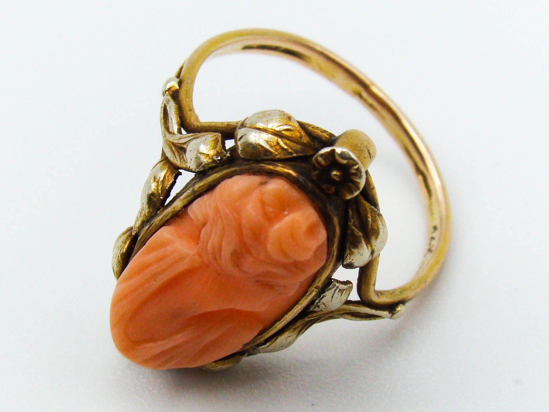 antique coral, natural coral, undyed coral, momo salmon coral, cameo coral, momo cameo, salmon cameo, Italian coral, pacific coral, Sardinian Coral, sea coral, Mediterranean coral, Mediterranean ring, coral ring, handcarved coral, 14 karat gold
