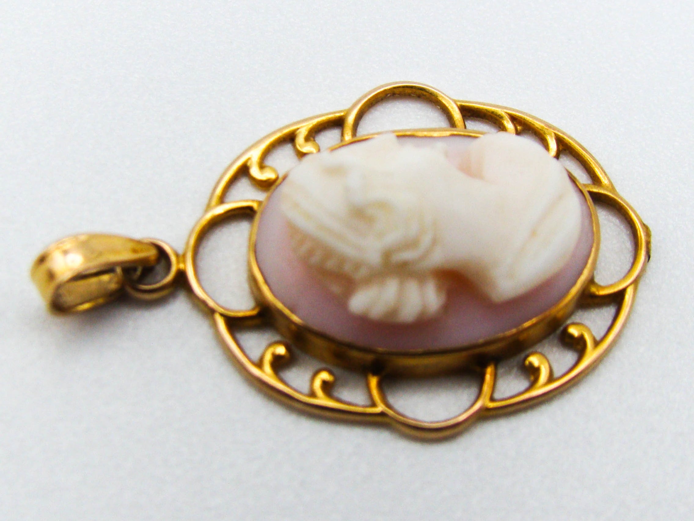 antique coral, natural coral, undyed coral, White angel skin coral, Italian coral, pacific coral, Sardinian Coral, sea coral, Mediterranean coral, Mediterranean pendant, Mediterranean angel skin pendant, White pendant, handcarved coral, 10 karat gold