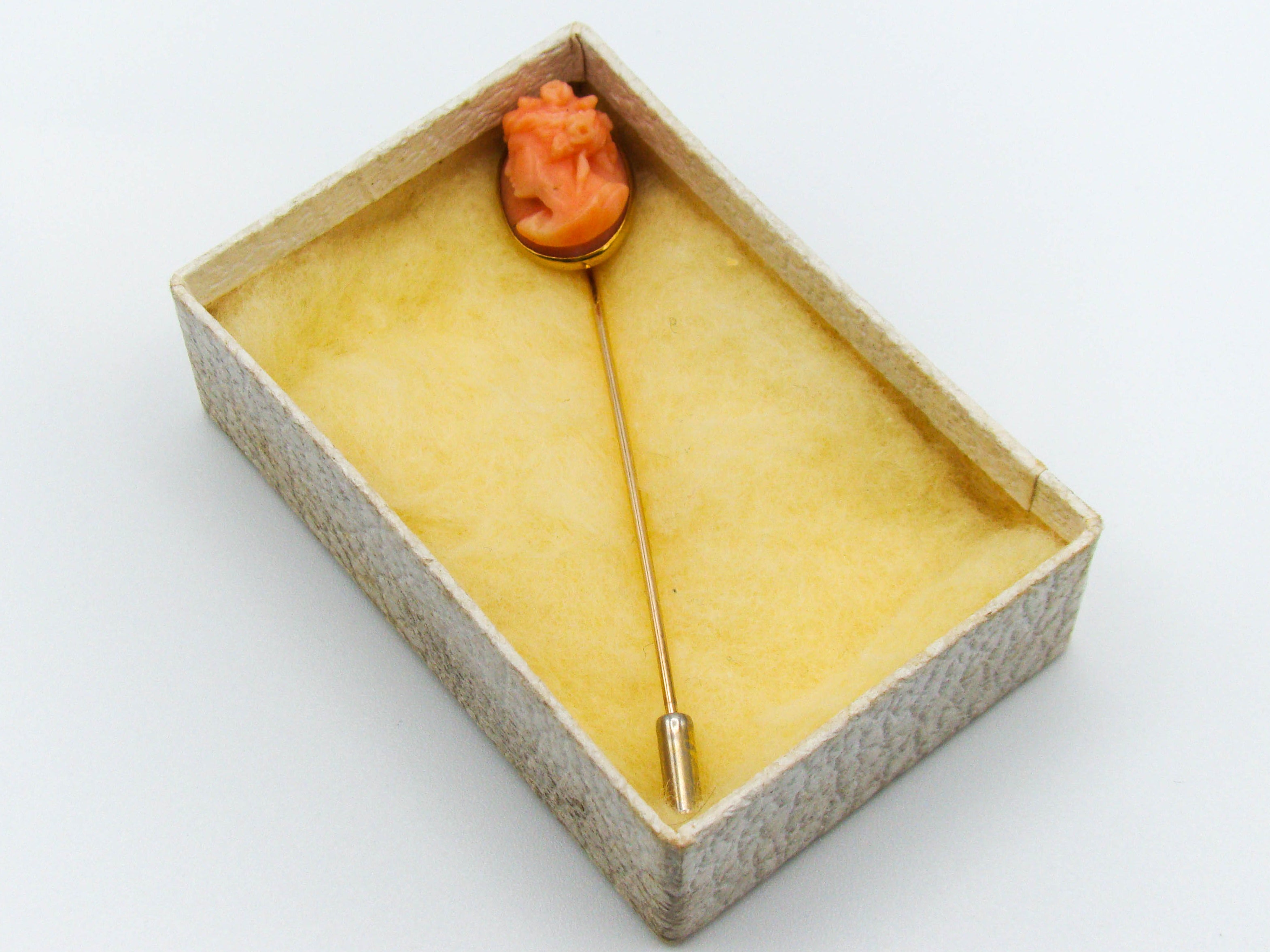 antique coral, natural coral, undyed coral, dark salmon coral, Italian coral, pacific coral, Sardinian Coral, sea coral, Mediterranean pin, Mediterranean coral, coral pin, handcarved coral, salmon cameo, 10 karat gold