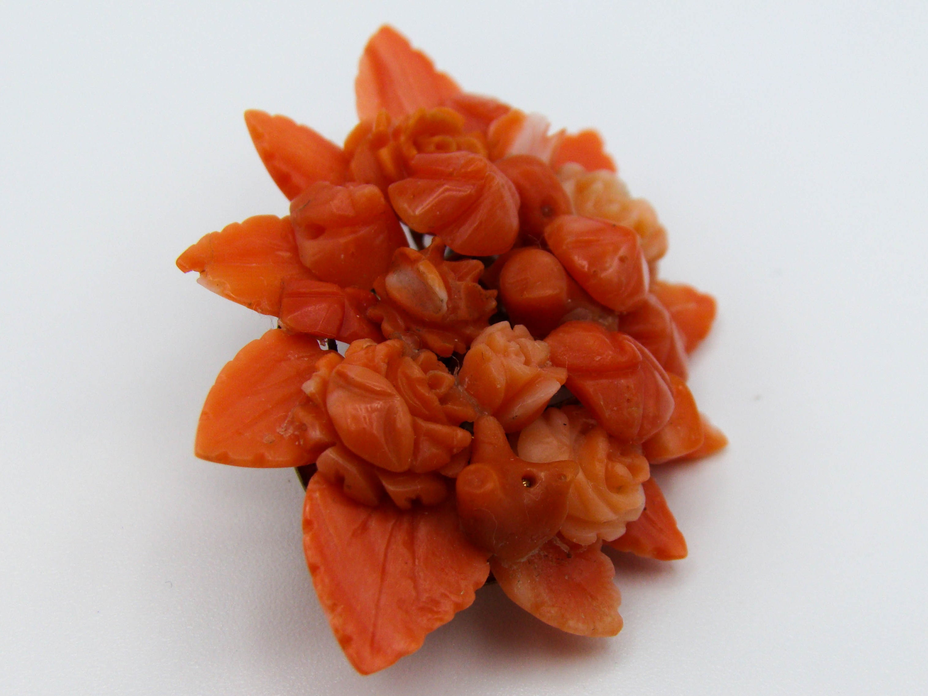 antique coral, natural coral, undyed coral, salmon coral, Italian coral, pacific coral, Sardinian Coral, sea coral, Mediterranean coral, Mediterranean brooch, Mediterranean salmon, handcarved coral, coral brooch, salmon brooch