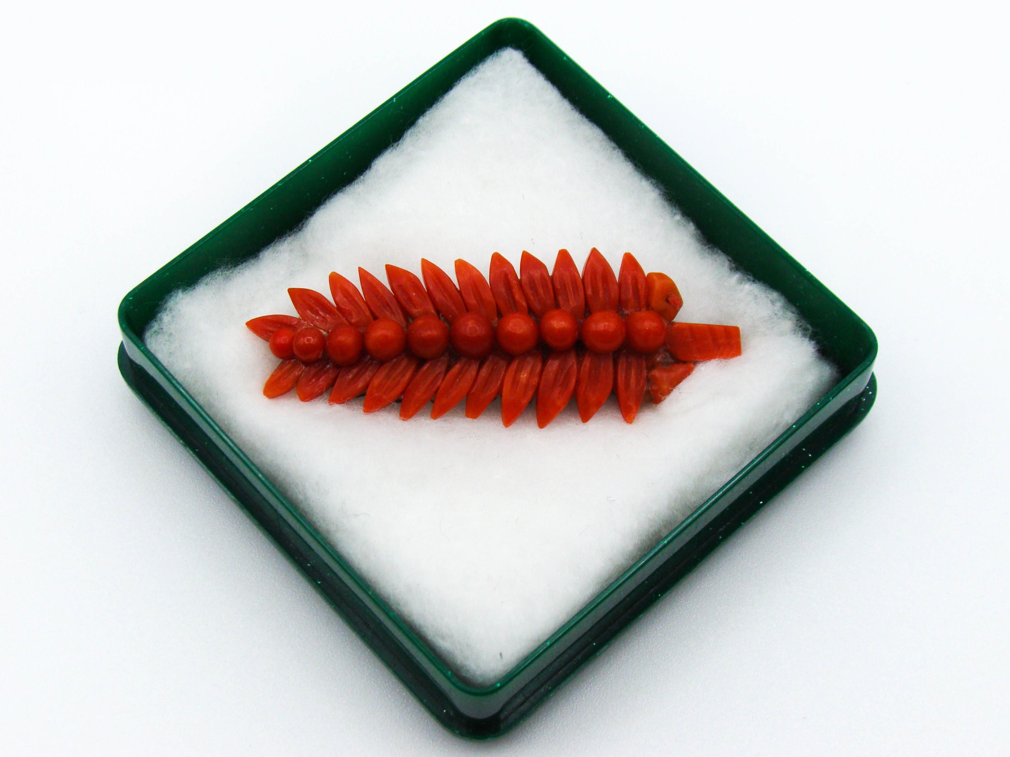 antique coral, natural coral, undyed coral, dark red coral, blood red coral, Italian coral, pacific coral, Sardinian Coral, Coral brooch, sea coral, aka coral
