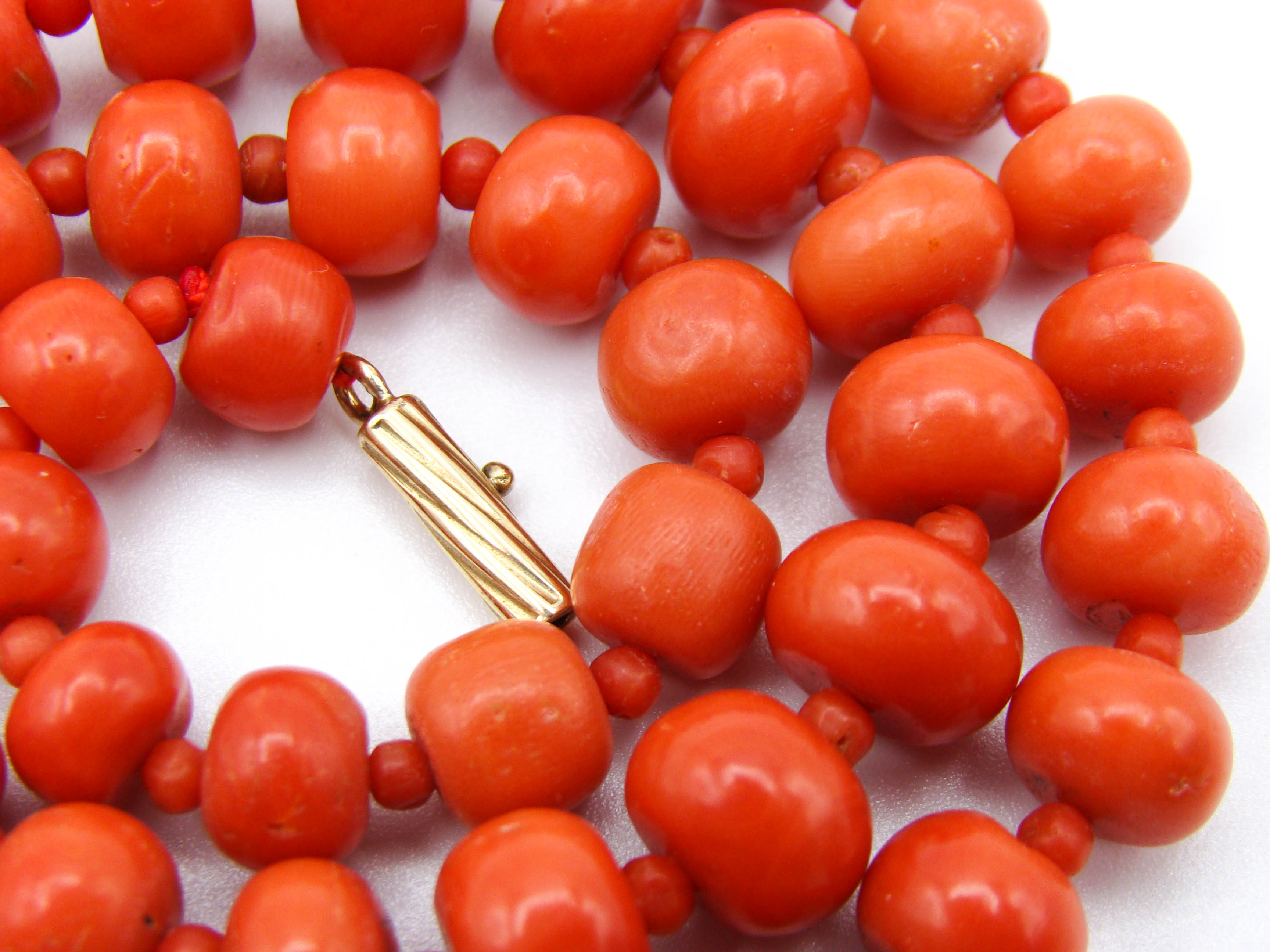 antique coral, natural coral, undyed coral, dark red coral, blood red coral, Italian coral, pacific coral, Sardinian Coral, red coral, sea coral, Mediterranean necklace, Mediterranean coral, Mediterranean chain, coral beads, handcarved, aka red, handcarved, 14 karat gold clasp